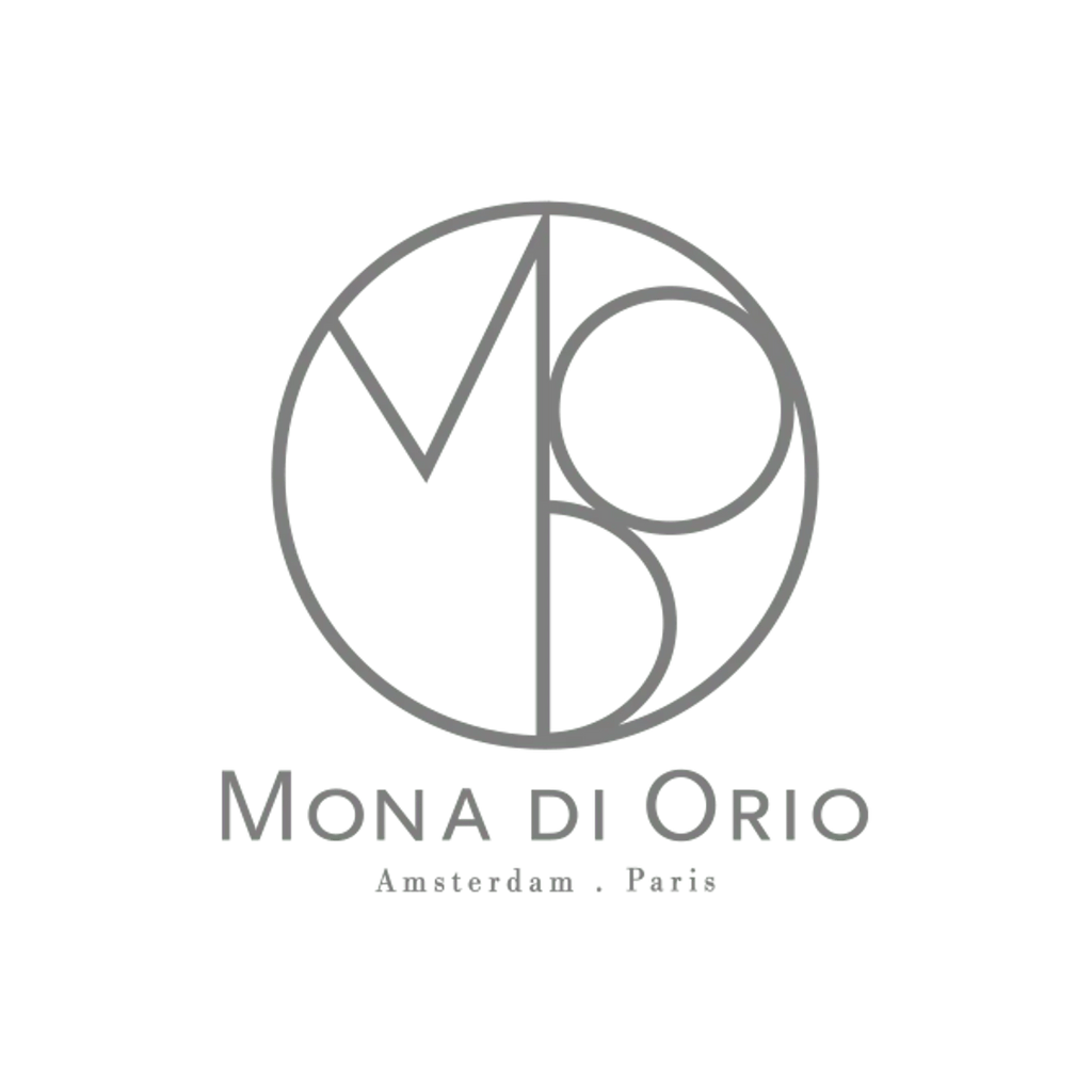 Mona Di Orio - לובן מור